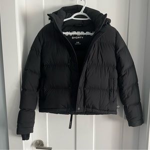 Aritzia black super puff shorty